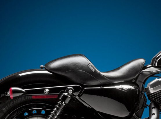 Le Pera Upfront Aviator Seat for Sportster XL 04-06 and 10-17